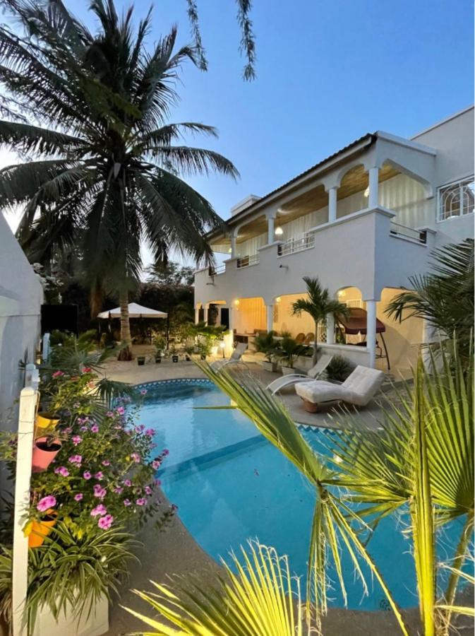 Villa Ngore Saly Exterior foto